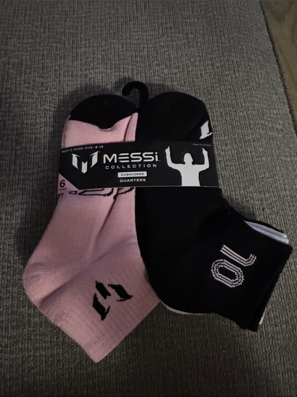Men's Cushioned Quarters Socks - Black & Pink